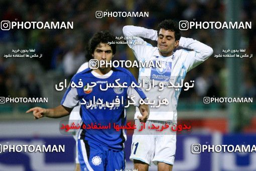 1212055, لیگ برتر فوتبال ایران، Persian Gulf Cup، Week 12، First Leg، 2008/10/27، Tehran، Azadi Stadium، Esteghlal 3 - 2 Paykan