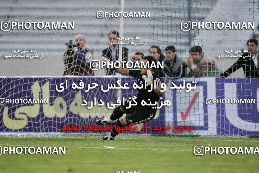 1212348, Tehran, Iran, لیگ برتر فوتبال ایران، Persian Gulf Cup، Week 12، First Leg، Esteghlal 3 v 2 Paykan on 2008/10/27 at Azadi Stadium