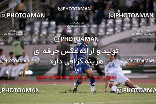 1212360, لیگ برتر فوتبال ایران، Persian Gulf Cup، Week 12، First Leg، 2008/10/27، Tehran، Azadi Stadium، Esteghlal 3 - 2 Paykan