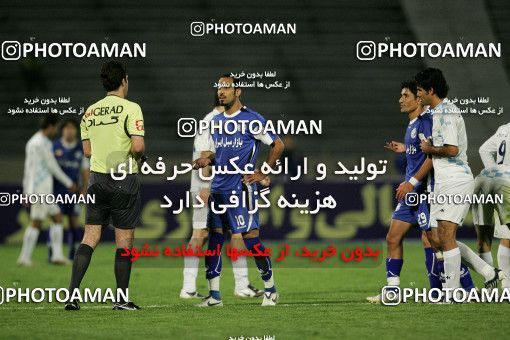 1212280, لیگ برتر فوتبال ایران، Persian Gulf Cup، Week 12، First Leg، 2008/10/27، Tehran، Azadi Stadium، Esteghlal 3 - 2 Paykan