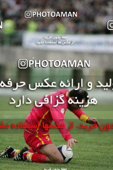 1211849, Qom, Iran, لیگ برتر فوتبال ایران، Persian Gulf Cup، Week 13، First Leg، Saba Qom 1 v 1 Foulad Khouzestan on 2008/10/30 at Yadegar-e Emam Stadium Qom