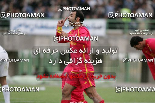 1211868, Qom, Iran, لیگ برتر فوتبال ایران، Persian Gulf Cup، Week 13، First Leg، Saba Qom 1 v 1 Foulad Khouzestan on 2008/10/30 at Yadegar-e Emam Stadium Qom