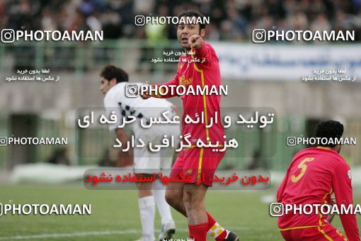 1211937, Qom, Iran, لیگ برتر فوتبال ایران، Persian Gulf Cup، Week 13، First Leg، Saba Qom 1 v 1 Foulad Khouzestan on 2008/10/30 at Yadegar-e Emam Stadium Qom