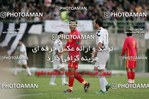 1211886, Qom, Iran, لیگ برتر فوتبال ایران، Persian Gulf Cup، Week 13، First Leg، Saba Qom 1 v 1 Foulad Khouzestan on 2008/10/30 at Yadegar-e Emam Stadium Qom