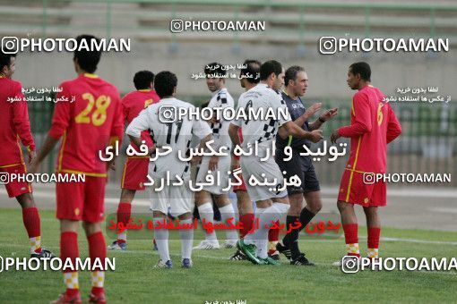 1211865, Qom, Iran, لیگ برتر فوتبال ایران، Persian Gulf Cup، Week 13، First Leg، Saba Qom 1 v 1 Foulad Khouzestan on 2008/10/30 at Yadegar-e Emam Stadium Qom
