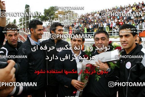 1227267, Shiraz, Iran, لیگ برتر فوتبال ایران، Persian Gulf Cup، Week 13، First Leg، Fajr-e Sepasi Shiraz 1 v 0 Persepolis on 2008/10/31 at Hafezieh Stadium