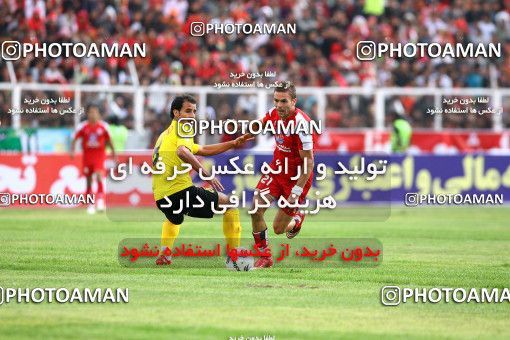 1227258, Shiraz, Iran, لیگ برتر فوتبال ایران، Persian Gulf Cup، Week 13، First Leg، Fajr-e Sepasi Shiraz 1 v 0 Persepolis on 2008/10/31 at Hafezieh Stadium