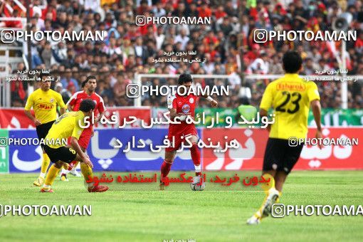 1227395, Shiraz, Iran, لیگ برتر فوتبال ایران، Persian Gulf Cup، Week 13، First Leg، Fajr-e Sepasi Shiraz 1 v 0 Persepolis on 2008/10/31 at Hafezieh Stadium