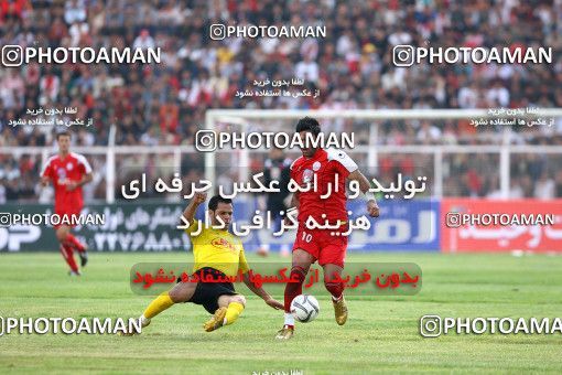 1227396, Shiraz, Iran, لیگ برتر فوتبال ایران، Persian Gulf Cup، Week 13، First Leg، Fajr-e Sepasi Shiraz 1 v 0 Persepolis on 2008/10/31 at Hafezieh Stadium