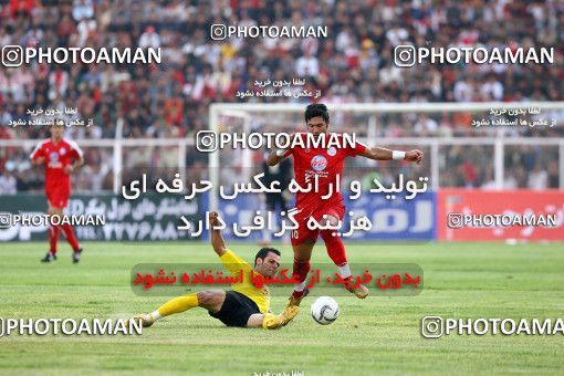 1227401, Shiraz, Iran, لیگ برتر فوتبال ایران، Persian Gulf Cup، Week 13، First Leg، Fajr-e Sepasi Shiraz 1 v 0 Persepolis on 2008/10/31 at Hafezieh Stadium