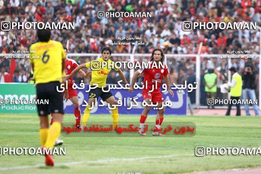 1227406, Shiraz, Iran, لیگ برتر فوتبال ایران، Persian Gulf Cup، Week 13، First Leg، Fajr-e Sepasi Shiraz 1 v 0 Persepolis on 2008/10/31 at Hafezieh Stadium