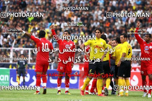 1227231, Shiraz, Iran, لیگ برتر فوتبال ایران، Persian Gulf Cup، Week 13، First Leg، Fajr-e Sepasi Shiraz 1 v 0 Persepolis on 2008/10/31 at Hafezieh Stadium