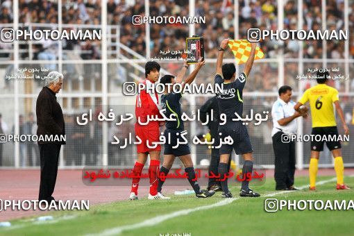 1227178, Shiraz, Iran, لیگ برتر فوتبال ایران، Persian Gulf Cup، Week 13، First Leg، Fajr-e Sepasi Shiraz 1 v 0 Persepolis on 2008/10/31 at Hafezieh Stadium