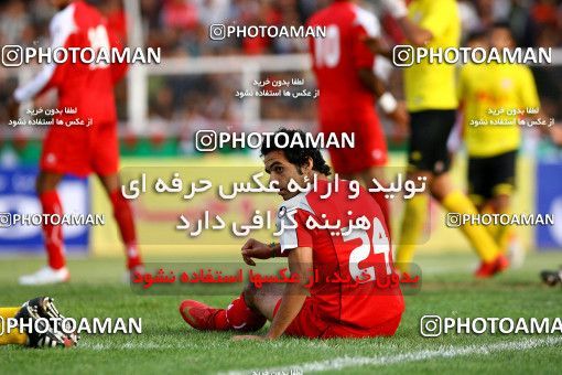 1227220, Shiraz, Iran, لیگ برتر فوتبال ایران، Persian Gulf Cup، Week 13، First Leg، Fajr-e Sepasi Shiraz 1 v 0 Persepolis on 2008/10/31 at Hafezieh Stadium