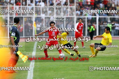 1227261, Shiraz, Iran, لیگ برتر فوتبال ایران، Persian Gulf Cup، Week 13، First Leg، Fajr-e Sepasi Shiraz 1 v 0 Persepolis on 2008/10/31 at Hafezieh Stadium