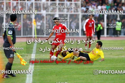 1227236, Shiraz, Iran, لیگ برتر فوتبال ایران، Persian Gulf Cup، Week 13، First Leg، Fajr-e Sepasi Shiraz 1 v 0 Persepolis on 2008/10/31 at Hafezieh Stadium