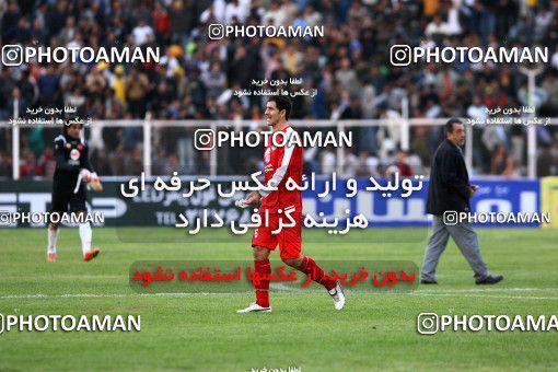 1227381, Shiraz, Iran, لیگ برتر فوتبال ایران، Persian Gulf Cup، Week 13، First Leg، Fajr-e Sepasi Shiraz 1 v 0 Persepolis on 2008/10/31 at Hafezieh Stadium