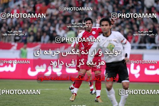 1227952, Tehran, Iran, لیگ برتر فوتبال ایران، Persian Gulf Cup، Week 14، First Leg، Persepolis 2 v 2 Saba Qom on 2008/11/06 at Azadi Stadium