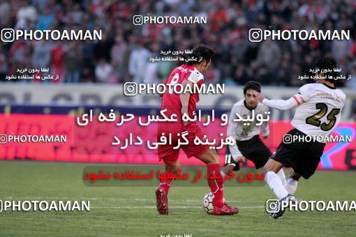 1227936, Tehran, Iran, لیگ برتر فوتبال ایران، Persian Gulf Cup، Week 14، First Leg، Persepolis 2 v 2 Saba Qom on 2008/11/06 at Azadi Stadium