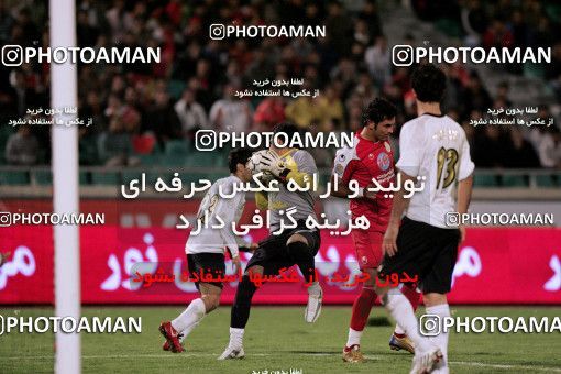 1227772, Tehran, Iran, لیگ برتر فوتبال ایران، Persian Gulf Cup، Week 14، First Leg، Persepolis 2 v 2 Saba Qom on 2008/11/06 at Azadi Stadium