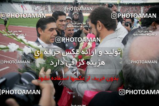 1227832, Tehran, Iran, لیگ برتر فوتبال ایران، Persian Gulf Cup، Week 14، First Leg، Persepolis 2 v 2 Saba Qom on 2008/11/06 at Azadi Stadium