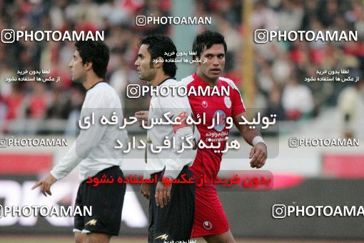 1227906, Tehran, Iran, لیگ برتر فوتبال ایران، Persian Gulf Cup، Week 14، First Leg، Persepolis 2 v 2 Saba Qom on 2008/11/06 at Azadi Stadium