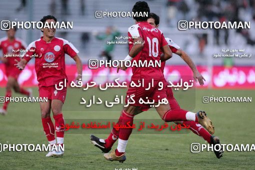 1227911, Tehran, Iran, لیگ برتر فوتبال ایران، Persian Gulf Cup، Week 14، First Leg، Persepolis 2 v 2 Saba Qom on 2008/11/06 at Azadi Stadium
