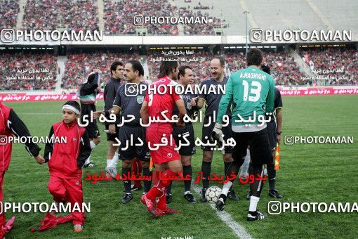 1228202, Tehran, Iran, لیگ برتر فوتبال ایران، Persian Gulf Cup، Week 14، First Leg، Persepolis 2 v 2 Saba Qom on 2008/11/06 at Azadi Stadium