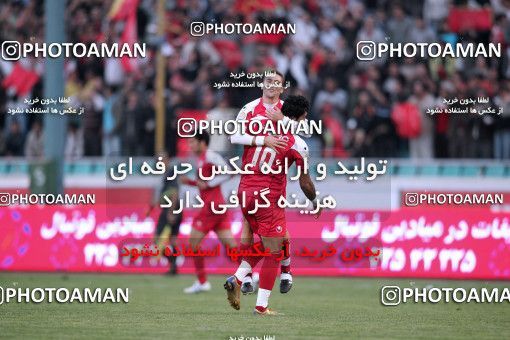 1228205, Tehran, Iran, لیگ برتر فوتبال ایران، Persian Gulf Cup، Week 14، First Leg، Persepolis 2 v 2 Saba Qom on 2008/11/06 at Azadi Stadium