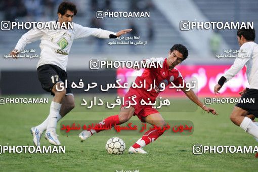 1228253, Tehran, Iran, لیگ برتر فوتبال ایران، Persian Gulf Cup، Week 14، First Leg، Persepolis 2 v 2 Saba Qom on 2008/11/06 at Azadi Stadium
