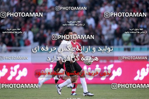 1228036, Tehran, Iran, لیگ برتر فوتبال ایران، Persian Gulf Cup، Week 14، First Leg، Persepolis 2 v 2 Saba Qom on 2008/11/06 at Azadi Stadium