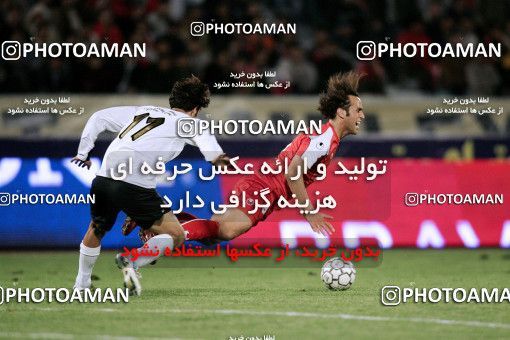 1228022, Tehran, Iran, لیگ برتر فوتبال ایران، Persian Gulf Cup، Week 14، First Leg، Persepolis 2 v 2 Saba Qom on 2008/11/06 at Azadi Stadium