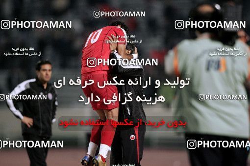 1228060, Tehran, Iran, لیگ برتر فوتبال ایران، Persian Gulf Cup، Week 14، First Leg، Persepolis 2 v 2 Saba Qom on 2008/11/06 at Azadi Stadium