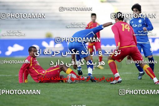 1228605, Tehran, Iran, لیگ برتر فوتبال ایران، Persian Gulf Cup، Week 15، First Leg، Esteghlal 0 v 1 Foulad Khouzestan on 2008/11/21 at Azadi Stadium