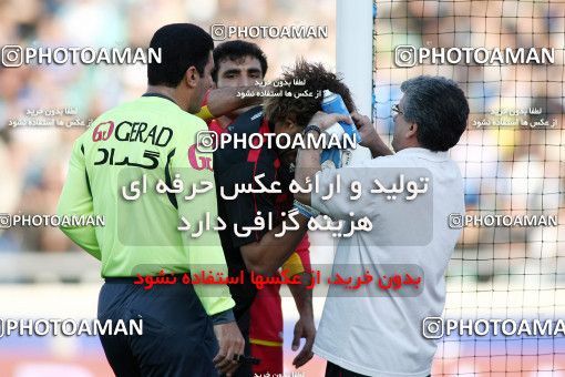 1228763, Tehran, Iran, لیگ برتر فوتبال ایران، Persian Gulf Cup، Week 15، First Leg، Esteghlal 0 v 1 Foulad Khouzestan on 2008/11/21 at Azadi Stadium