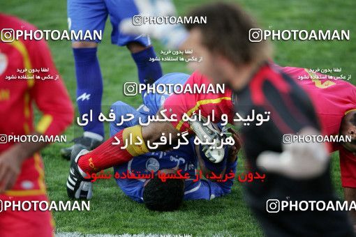 1230456, Tehran, Iran, لیگ برتر فوتبال ایران، Persian Gulf Cup، Week 15، First Leg، Esteghlal 0 v 1 Foulad Khouzestan on 2008/11/21 at Azadi Stadium