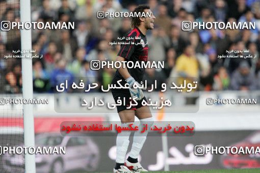 1230719, Tehran, Iran, لیگ برتر فوتبال ایران، Persian Gulf Cup، Week 15، First Leg، Esteghlal 0 v 1 Foulad Khouzestan on 2008/11/21 at Azadi Stadium