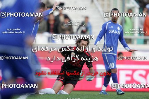 1230776, Tehran, Iran, لیگ برتر فوتبال ایران، Persian Gulf Cup، Week 15، First Leg، Esteghlal 0 v 1 Foulad Khouzestan on 2008/11/21 at Azadi Stadium