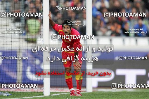 1230532, Tehran, Iran, لیگ برتر فوتبال ایران، Persian Gulf Cup، Week 15، First Leg، Esteghlal 0 v 1 Foulad Khouzestan on 2008/11/21 at Azadi Stadium
