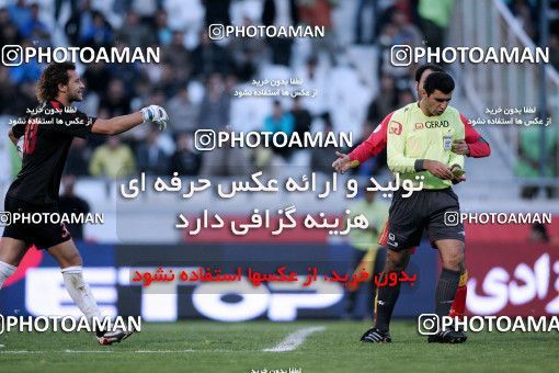 1230711, Tehran, Iran, لیگ برتر فوتبال ایران، Persian Gulf Cup، Week 15، First Leg، Esteghlal 0 v 1 Foulad Khouzestan on 2008/11/21 at Azadi Stadium