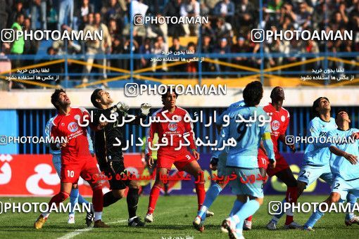 1230336, Qazvin, , لیگ برتر فوتبال ایران، Persian Gulf Cup، Week 15، First Leg، Paykan 2 v 2 Persepolis on 2008/11/22 at Shahid Rajai Stadium