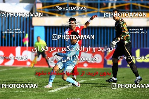 1230202, Qazvin, , لیگ برتر فوتبال ایران، Persian Gulf Cup، Week 15، First Leg، Paykan 2 v 2 Persepolis on 2008/11/22 at Shahid Rajai Stadium