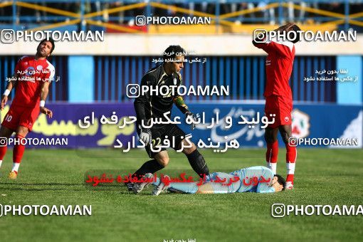 1230191, Qazvin, , لیگ برتر فوتبال ایران، Persian Gulf Cup، Week 15، First Leg، Paykan 2 v 2 Persepolis on 2008/11/22 at Shahid Rajai Stadium