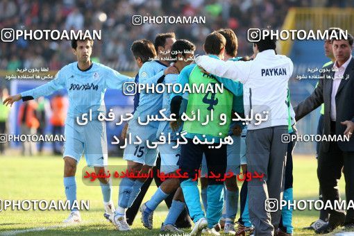 1230343, Qazvin, , لیگ برتر فوتبال ایران، Persian Gulf Cup، Week 15، First Leg، Paykan 2 v 2 Persepolis on 2008/11/22 at Shahid Rajai Stadium