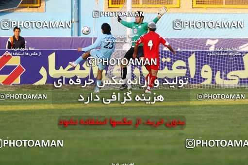 1230347, Qazvin, , Iran Pro League، Persian Gulf Cup، 2008-09 season، First Leg، Week 15، Paykan 2 v 2 Persepolis on 2008/11/22 at Shahid Rajai Stadium