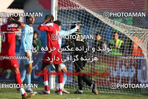 1229285, Qazvin, , لیگ برتر فوتبال ایران، Persian Gulf Cup، Week 15، First Leg، Paykan 2 v 2 Persepolis on 2008/11/22 at Shahid Rajai Stadium