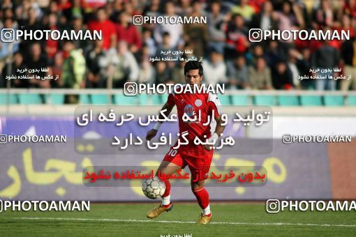 1228796, Tehran, Iran, لیگ برتر فوتبال ایران، Persian Gulf Cup، Week 16، First Leg، Persepolis 1 v 0 Esteghlal Ahvaz on 2008/11/26 at Azadi Stadium