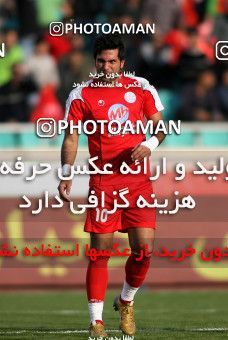 1228825, Tehran, Iran, لیگ برتر فوتبال ایران، Persian Gulf Cup، Week 16، First Leg، Persepolis 1 v 0 Esteghlal Ahvaz on 2008/11/26 at Azadi Stadium
