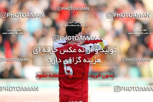 1228851, Tehran, Iran, لیگ برتر فوتبال ایران، Persian Gulf Cup، Week 16، First Leg، Persepolis 1 v 0 Esteghlal Ahvaz on 2008/11/26 at Azadi Stadium