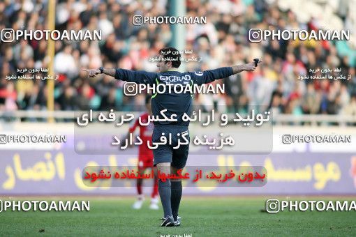 1228808, Tehran, Iran, لیگ برتر فوتبال ایران، Persian Gulf Cup، Week 16، First Leg، Persepolis 1 v 0 Esteghlal Ahvaz on 2008/11/26 at Azadi Stadium